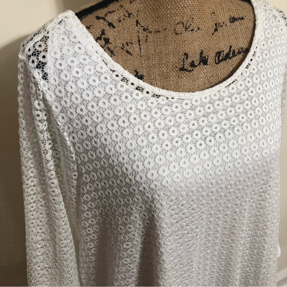 EUC! Alfani White Lace Top Size 2X - Picture 5 of 10